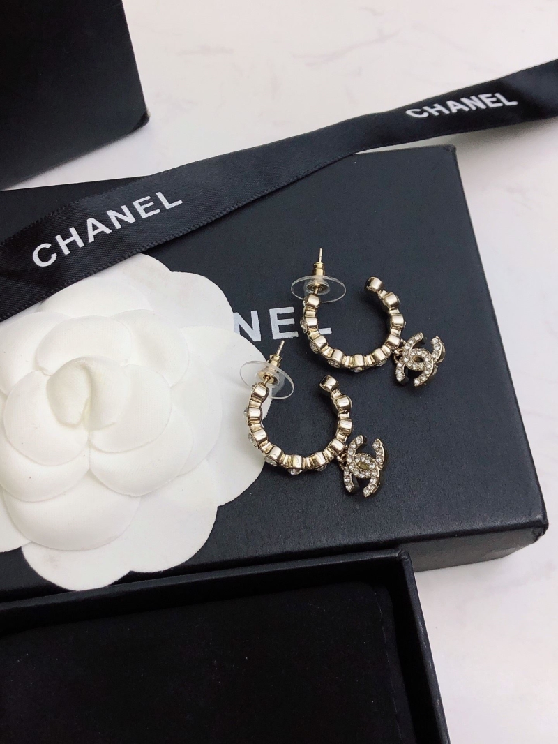 Ch**el earrings